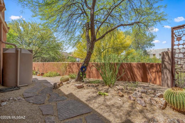 5131 S Hannah Heather Place, Tucson, AZ 85747
