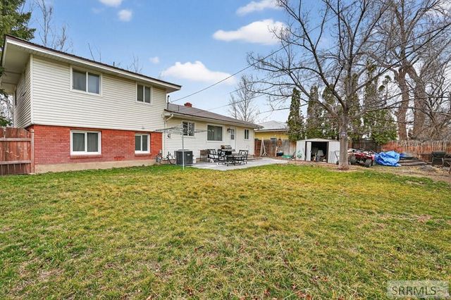 900 Stanger Avenue, Idaho Falls, ID 83404