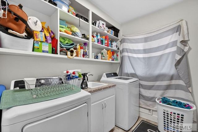 900 Stanger Avenue, Idaho Falls, ID 83404