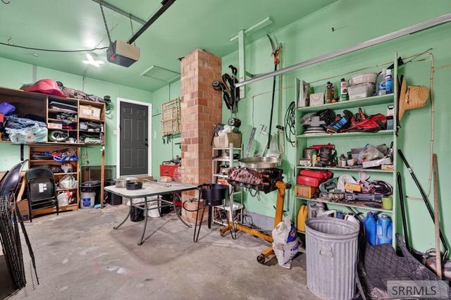 900 Stanger Avenue, Idaho Falls, ID 83404