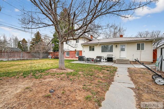 900 Stanger Avenue, Idaho Falls, ID 83404