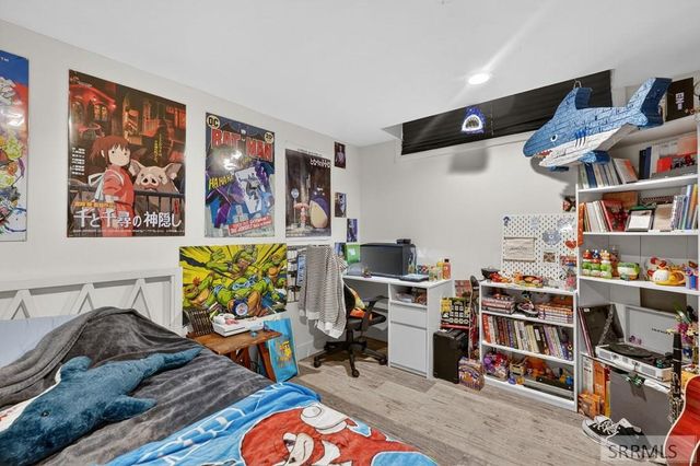 900 Stanger Avenue, Idaho Falls, ID 83404