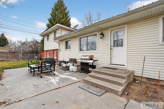 900 Stanger Avenue, Idaho Falls, ID 83404