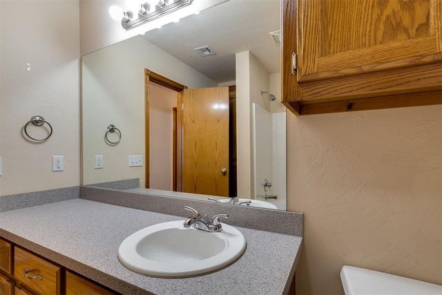 2384 County Road 1270, Blanchard, OK 73010
