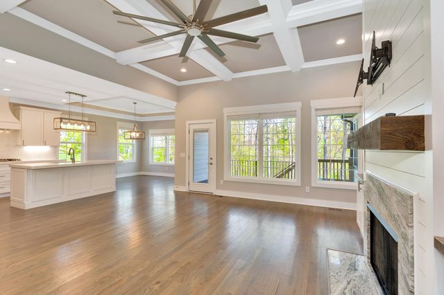 555 Kashaya Lane, Soddy Daisy, TN 37379