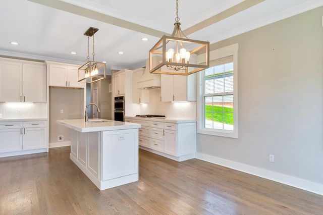 555 Kashaya Lane, Soddy Daisy, TN 37379