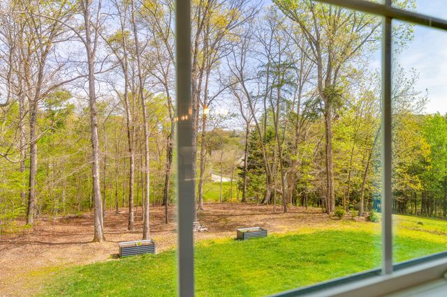 555 Kashaya Lane, Soddy Daisy, TN 37379