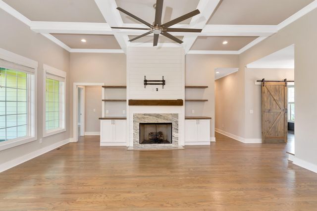 555 Kashaya Lane, Soddy Daisy, TN 37379