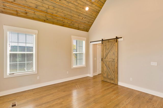 555 Kashaya Lane, Soddy Daisy, TN 37379