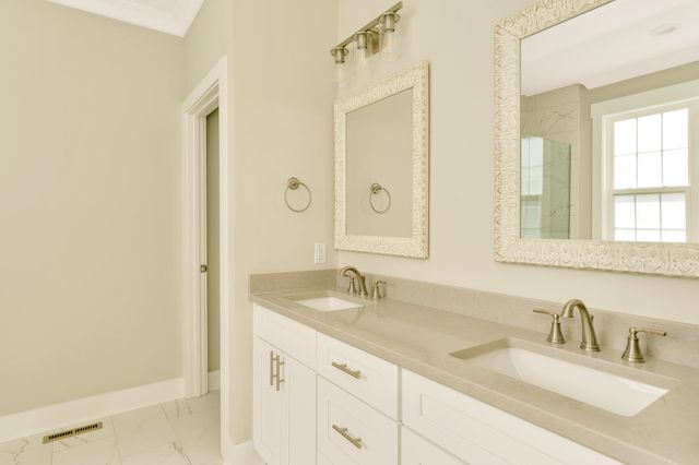 555 Kashaya Lane, Soddy Daisy, TN 37379