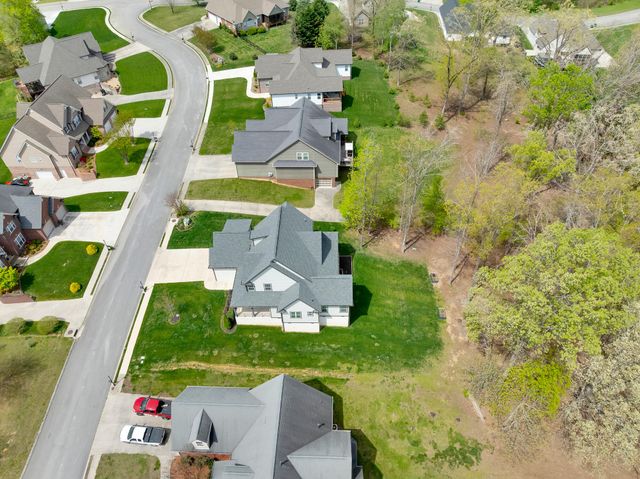 555 Kashaya Lane, Soddy Daisy, TN 37379