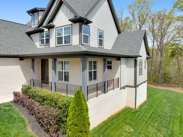 555 Kashaya Lane, Soddy Daisy, TN 37379