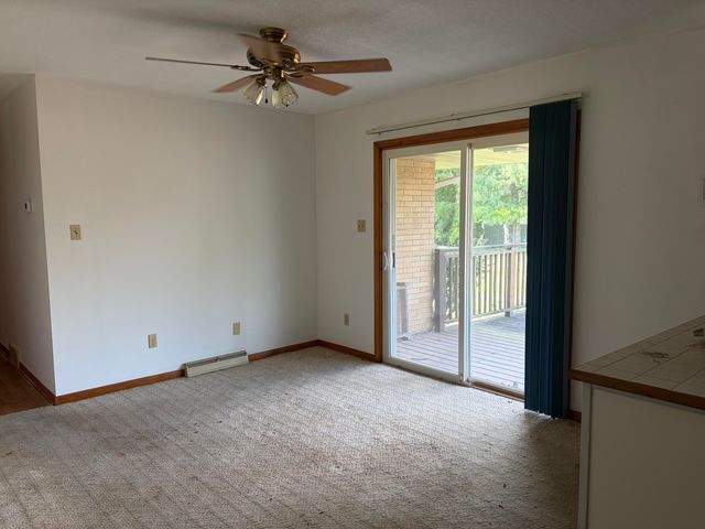 12170 S Oakwood Drive, St. John, IN 46373