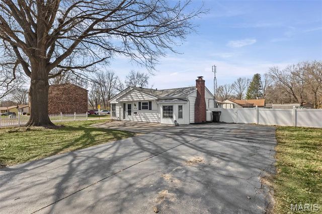 1416 Wabash Avenue, Belleville, IL 62220