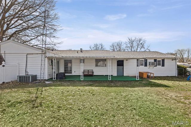 1416 Wabash Avenue, Belleville, IL 62220