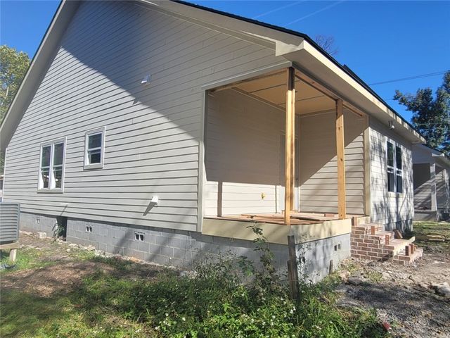 2003 Tuskegee Street, Other, GA 31405