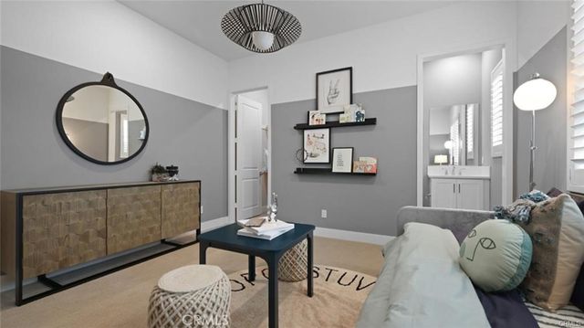 29610 Paseo Capilla, Valencia, CA 91354