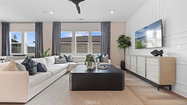 29610 Paseo Capilla, Valencia, CA 91354