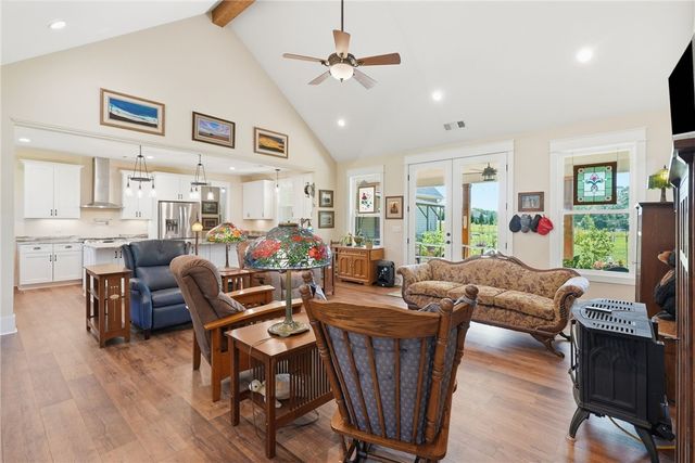 216 Burnt Tanyard Road, West Union, SC 29696