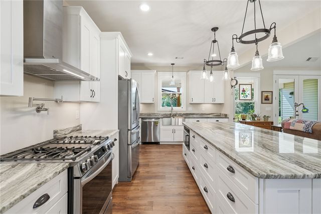 216 Burnt Tanyard Road, West Union, SC 29696