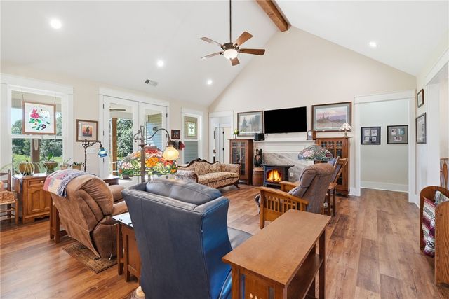 216 Burnt Tanyard Road, West Union, SC 29696
