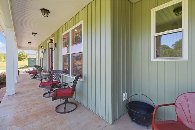 216 Burnt Tanyard Road, West Union, SC 29696