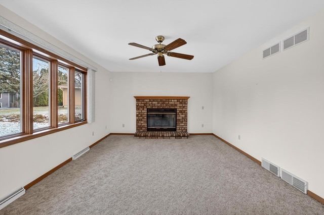 5758 Modernaire Street, Fitchburg, WI 53711