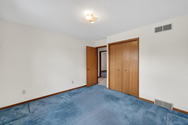 5758 Modernaire Street, Fitchburg, WI 53711