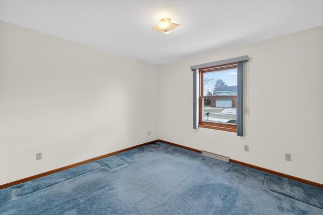 5758 Modernaire Street, Fitchburg, WI 53711