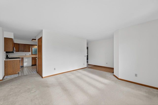 5758 Modernaire Street, Fitchburg, WI 53711