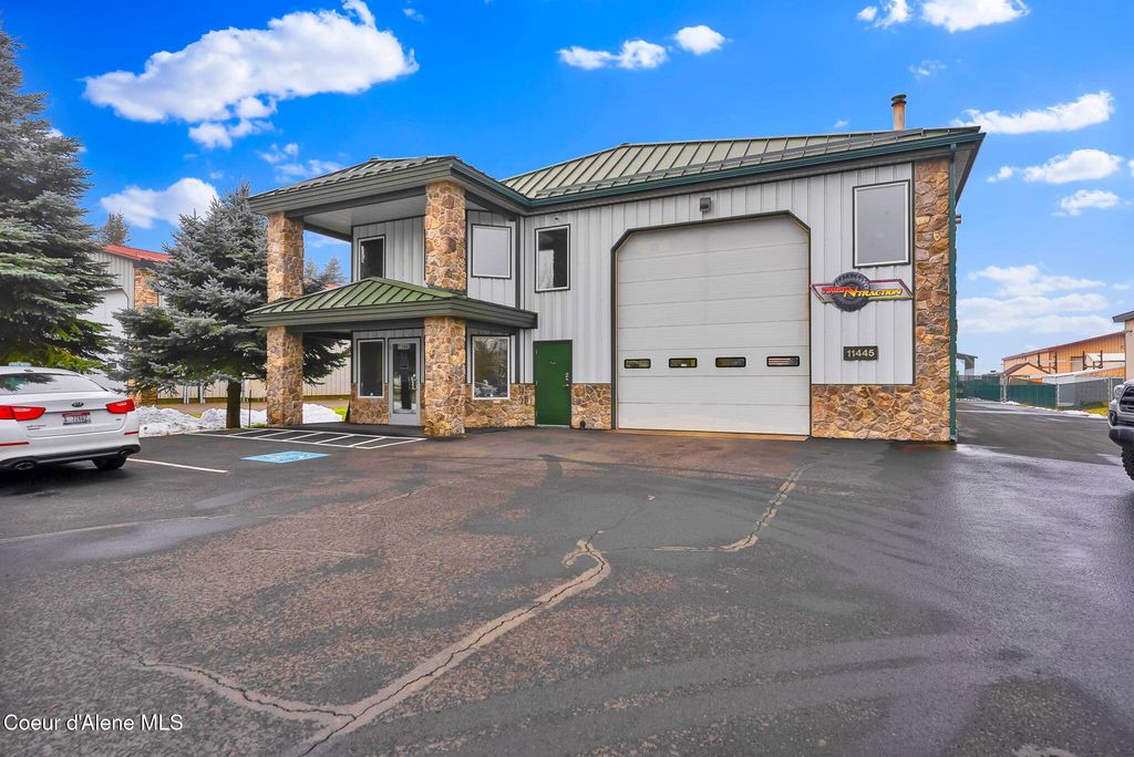 11445 N REED RD, Hayden, ID 83835