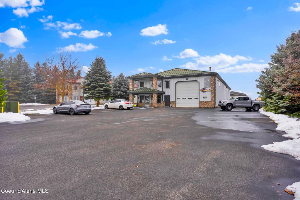 11445 N REED RD, Hayden, ID 83835 photo 2