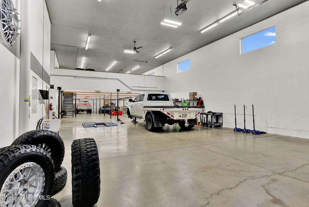 11445 N REED RD, Hayden, ID 83835 photo 24