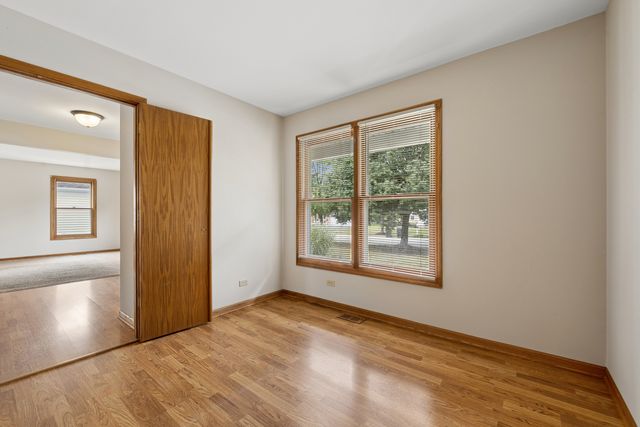 859 Big Bear Trail, Cary, IL 60013