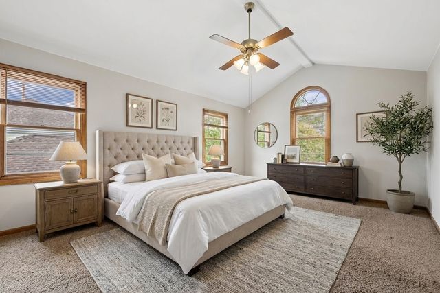 859 Big Bear Trail, Cary, IL 60013