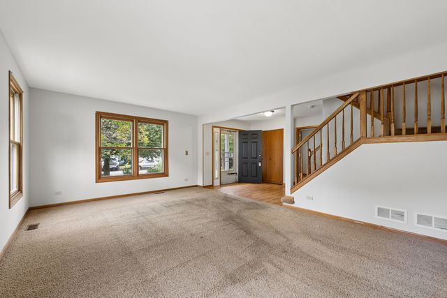 859 Big Bear Trail, Cary, IL 60013