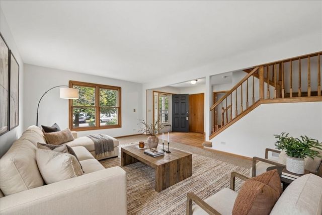 859 Big Bear Trail, Cary, IL 60013
