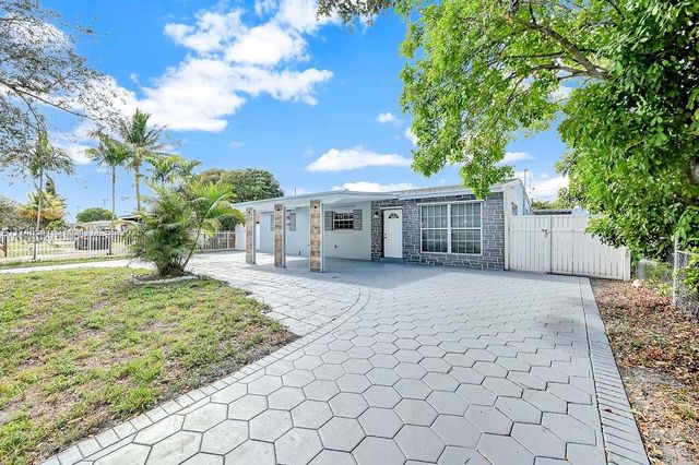 730 N 64th Ave, Hollywood, FL 33024