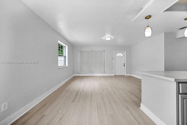 730 N 64th Ave, Hollywood, FL 33024