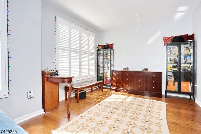 17 De Bruyle Ct 17, Hawthorne Boro, NJ 07506