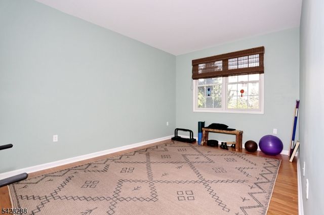 17 De Bruyle Ct 17, Hawthorne Boro, NJ 07506