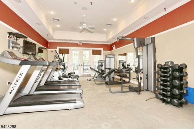 17 De Bruyle Ct 17, Hawthorne Boro, NJ 07506