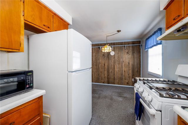 118 Clooney Drive, Henrietta, NY 14467