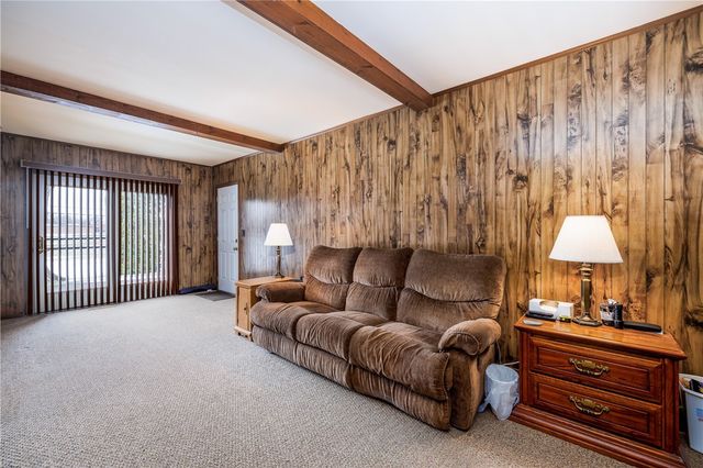 118 Clooney Drive, Henrietta, NY 14467