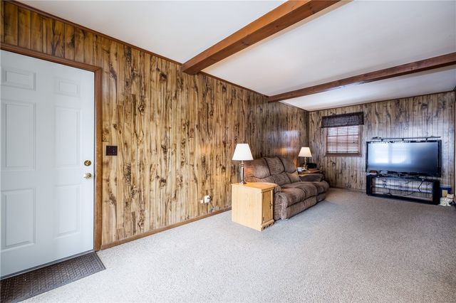 118 Clooney Drive, Henrietta, NY 14467