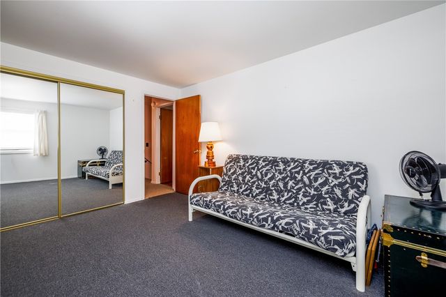 118 Clooney Drive, Henrietta, NY 14467