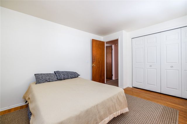 118 Clooney Drive, Henrietta, NY 14467