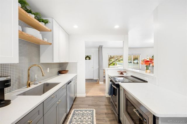 1803 S Glencoe Street, Denver, CO 80222