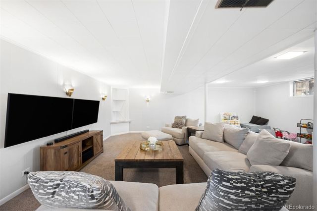 1803 S Glencoe Street, Denver, CO 80222