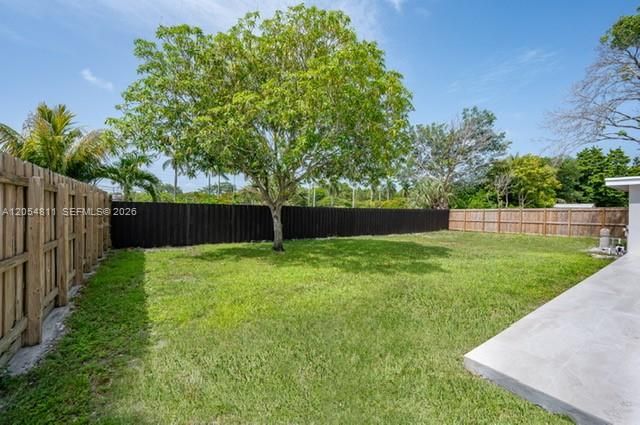 10040 SW 215th St, Cutler Bay, FL 33189
